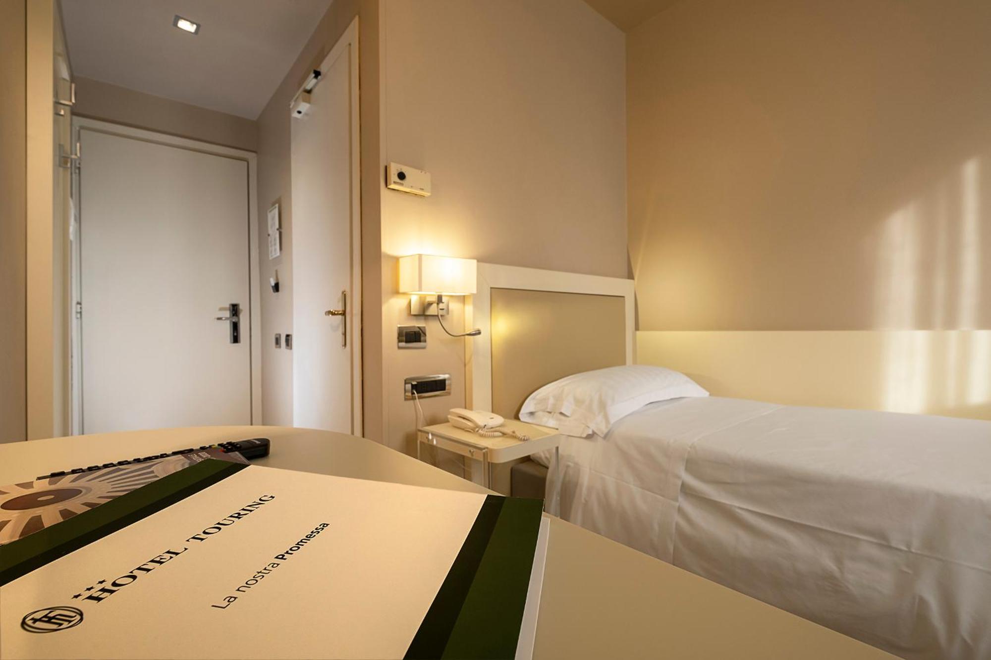 Hotel Touring แฟร์รารา ห้อง รูปภาพ